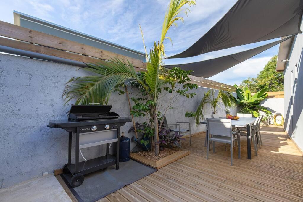 Villa Benjoin St-Pierre Piscine Chauffee Et Mer Saint Pierre Eksteriør bilde