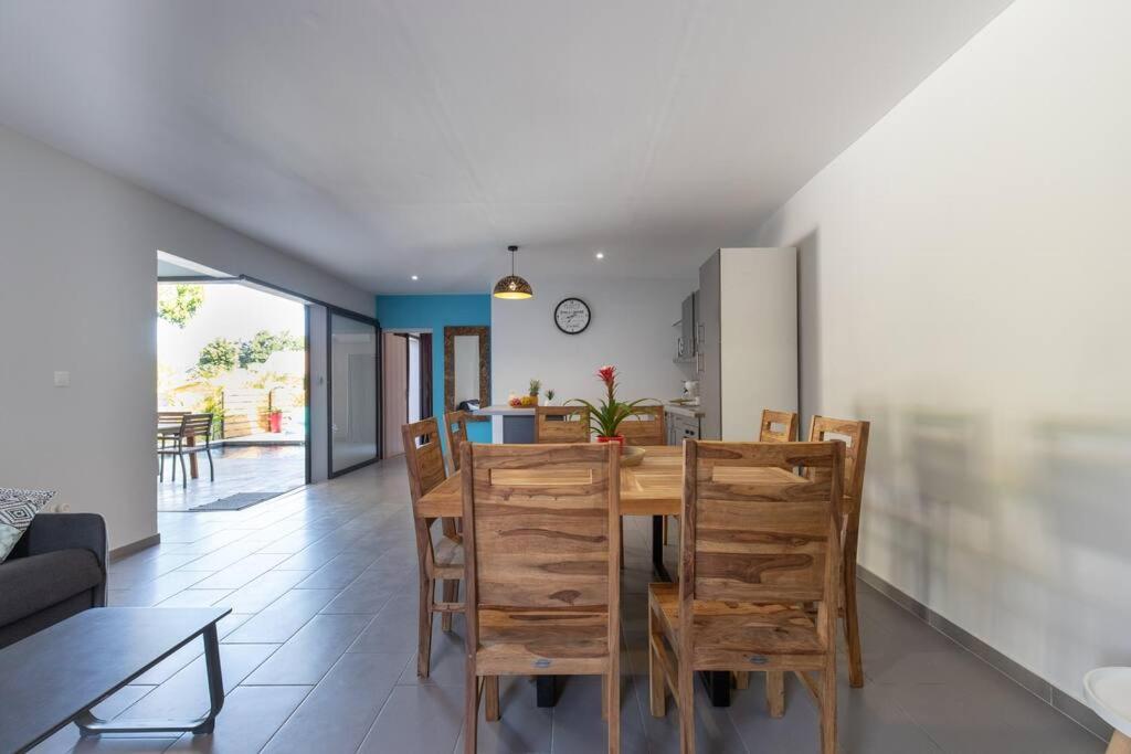 Villa Benjoin St-Pierre Piscine Chauffee Et Mer Saint Pierre Eksteriør bilde