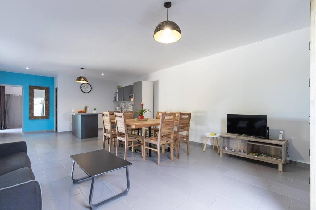 Villa Benjoin St-Pierre Piscine Chauffee Et Mer Saint Pierre Eksteriør bilde